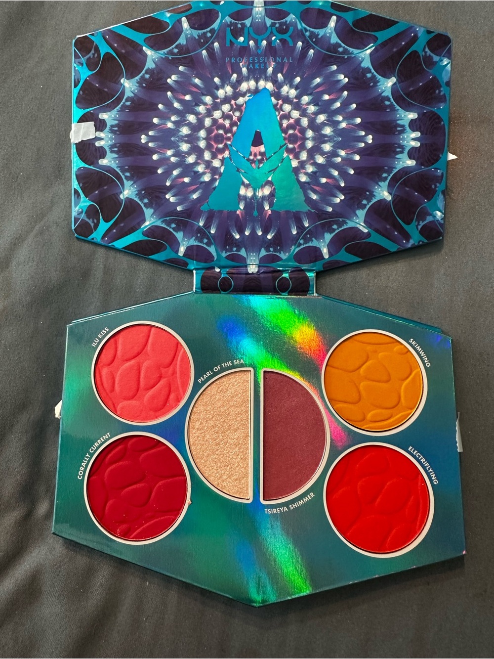 NYX Avatar Eyeshadow & Shimmer Palette - Coral, Red, Orange, Gold, Burgundy
